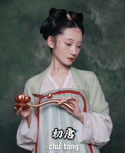 泪妆是什么意思_唐代女子的妆容介绍