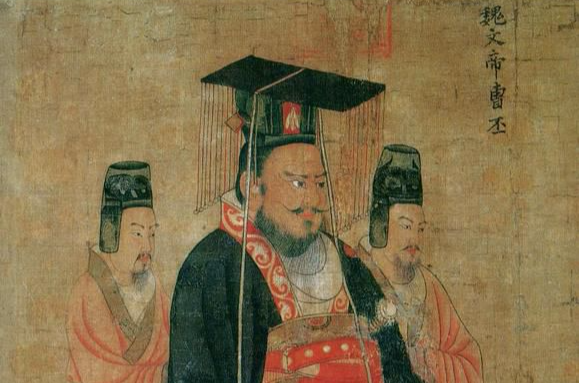 甄姬是谁的夫人_甄姬的历史经历