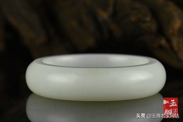 梦见玉碎了是什么意思_梦见玉碎了的征兆