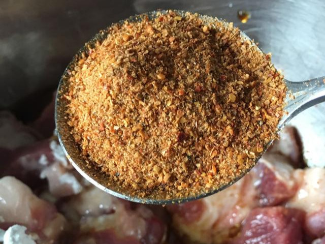 烤羊肉串怎么腌制_烤羊肉串的腌制方法