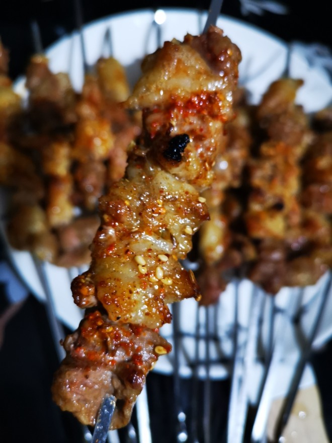烤羊肉串怎么腌制_烤羊肉串的腌制方法