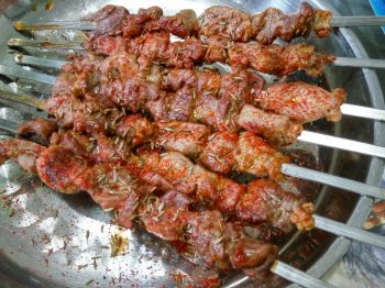烤羊肉串怎么腌制_烤羊肉串的腌制方法