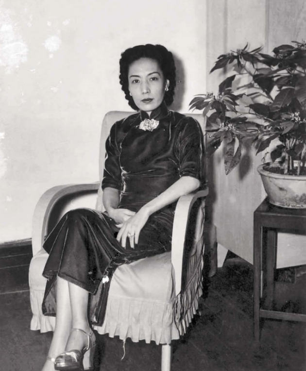 孟小冬是谁_孟小冬生平简介