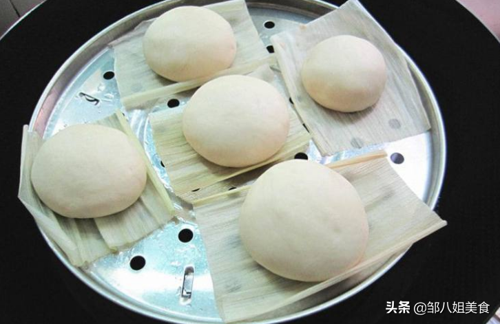 蒸馒头是冷水下锅还是热水下锅_蒸馒头的注意事项