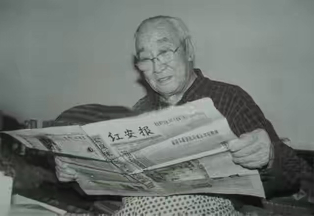 江腾蛟是谁_江腾蛟生平简历