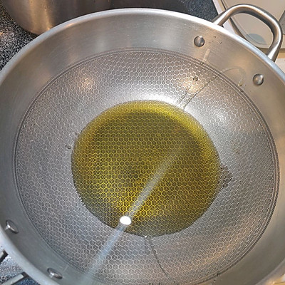 黄金咖喱猪扒饭怎么做_黄金咖喱猪扒饭的做法