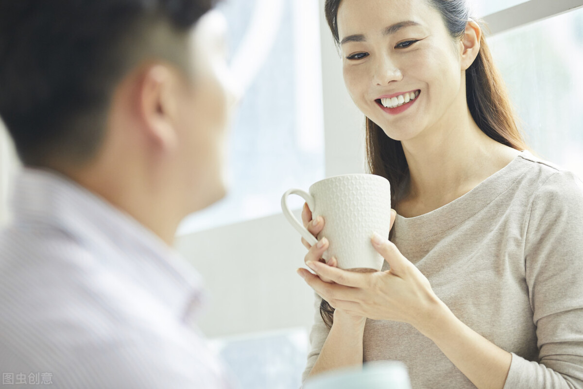 怎么和女孩聊天_和女孩聊天的方法