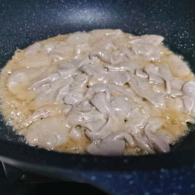青蒜炒猪肝怎么做_青蒜炒猪肝家常做法