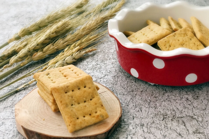 如何做苏打饼干_做苏打饼干的小窍门