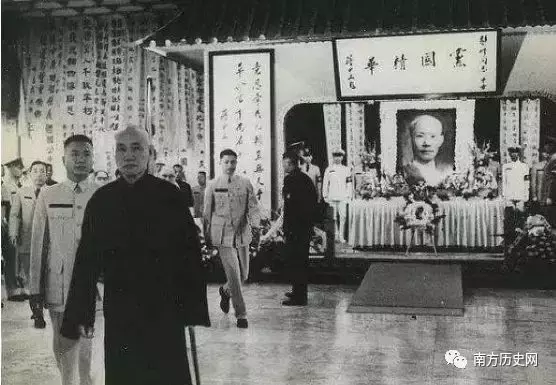 辞修是谁_辞修的个人简历