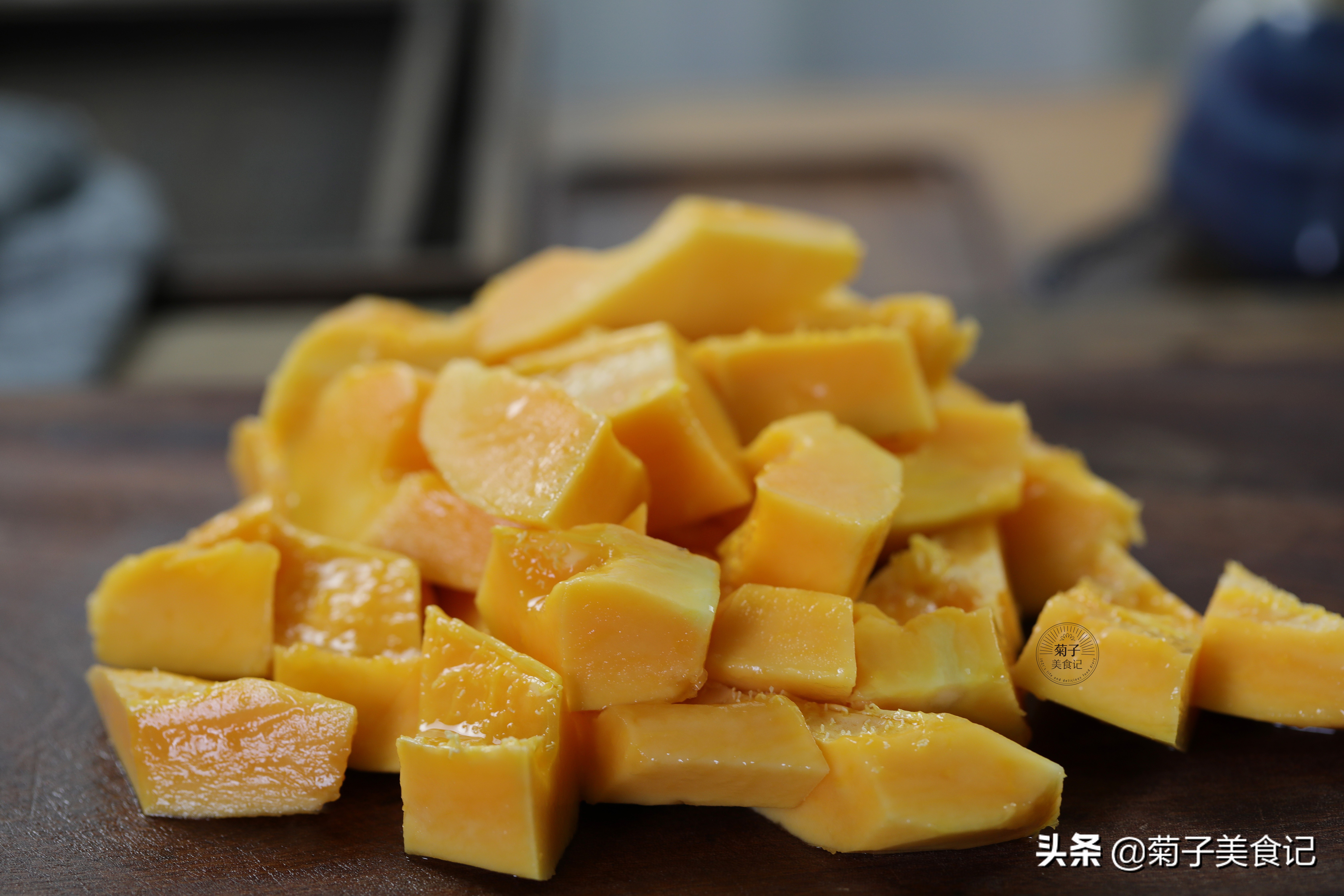 木瓜炖排骨怎么做_木瓜炖排骨的教程