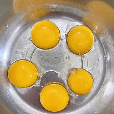 烤箱如何做蛋糕_烤箱做蛋糕的教程