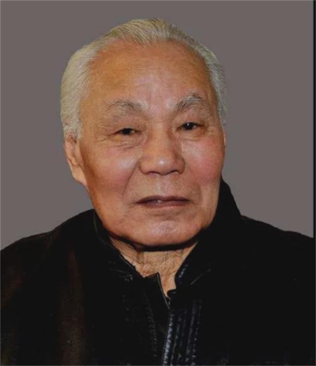 吴信泉是一个什么样_吴信泉的一生