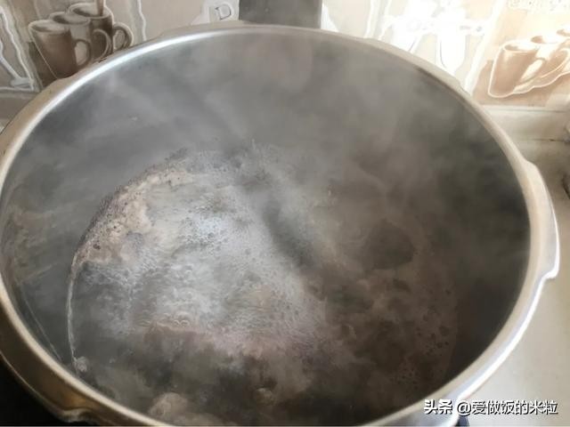 清炖牛肉的做法_清炖牛肉的正宗做法