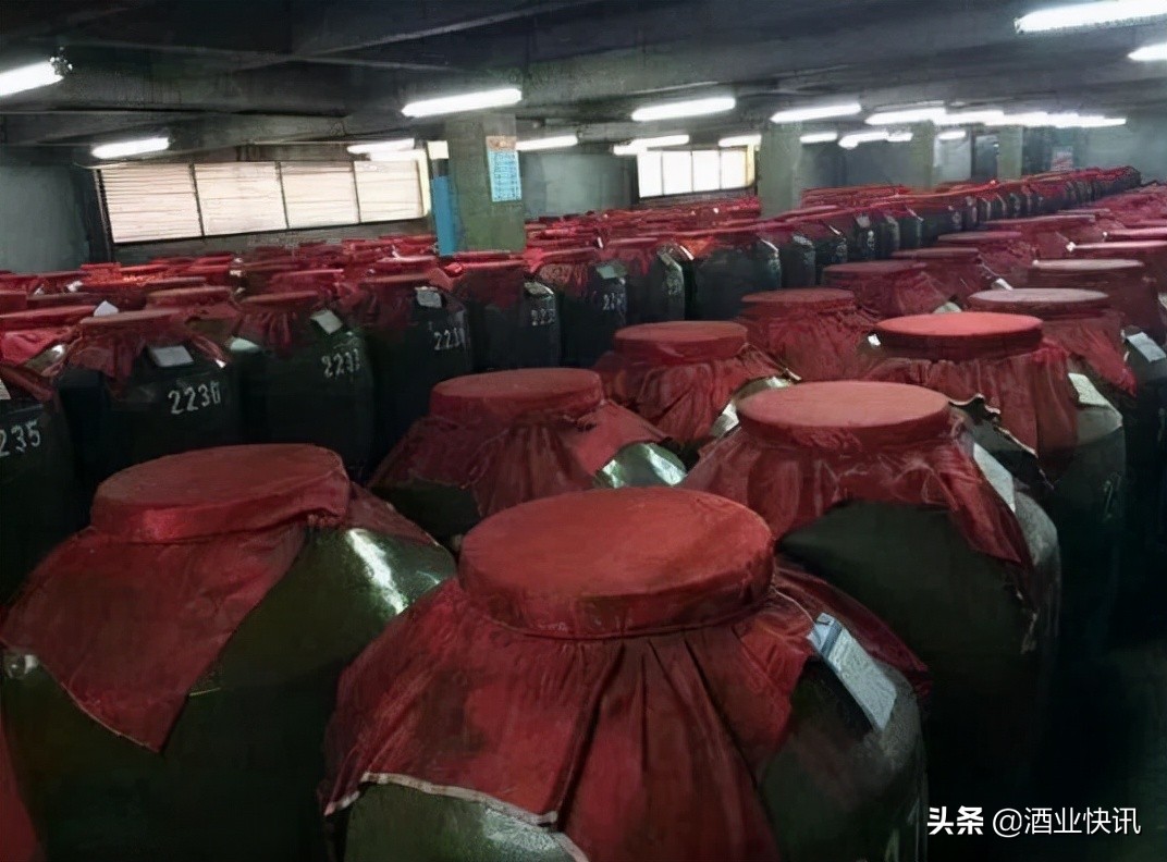 如何自制蒸馏酒_自制蒸馏酒的方法和过程