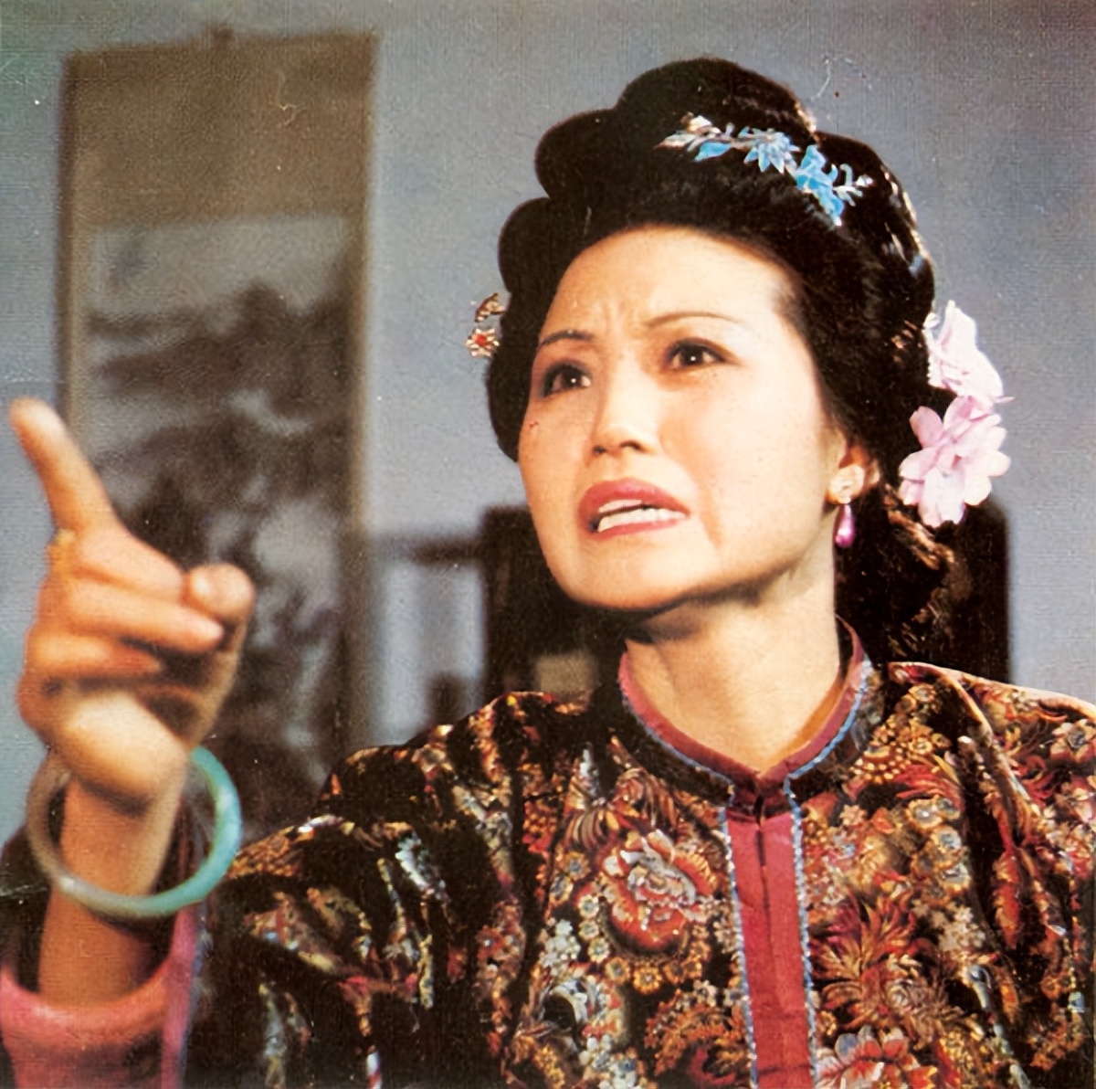 赵姨娘是谁_赵姨娘的简介