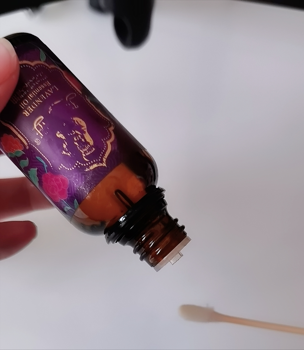 薰衣草纯精油怎么用_薰衣草纯精油的使用方法