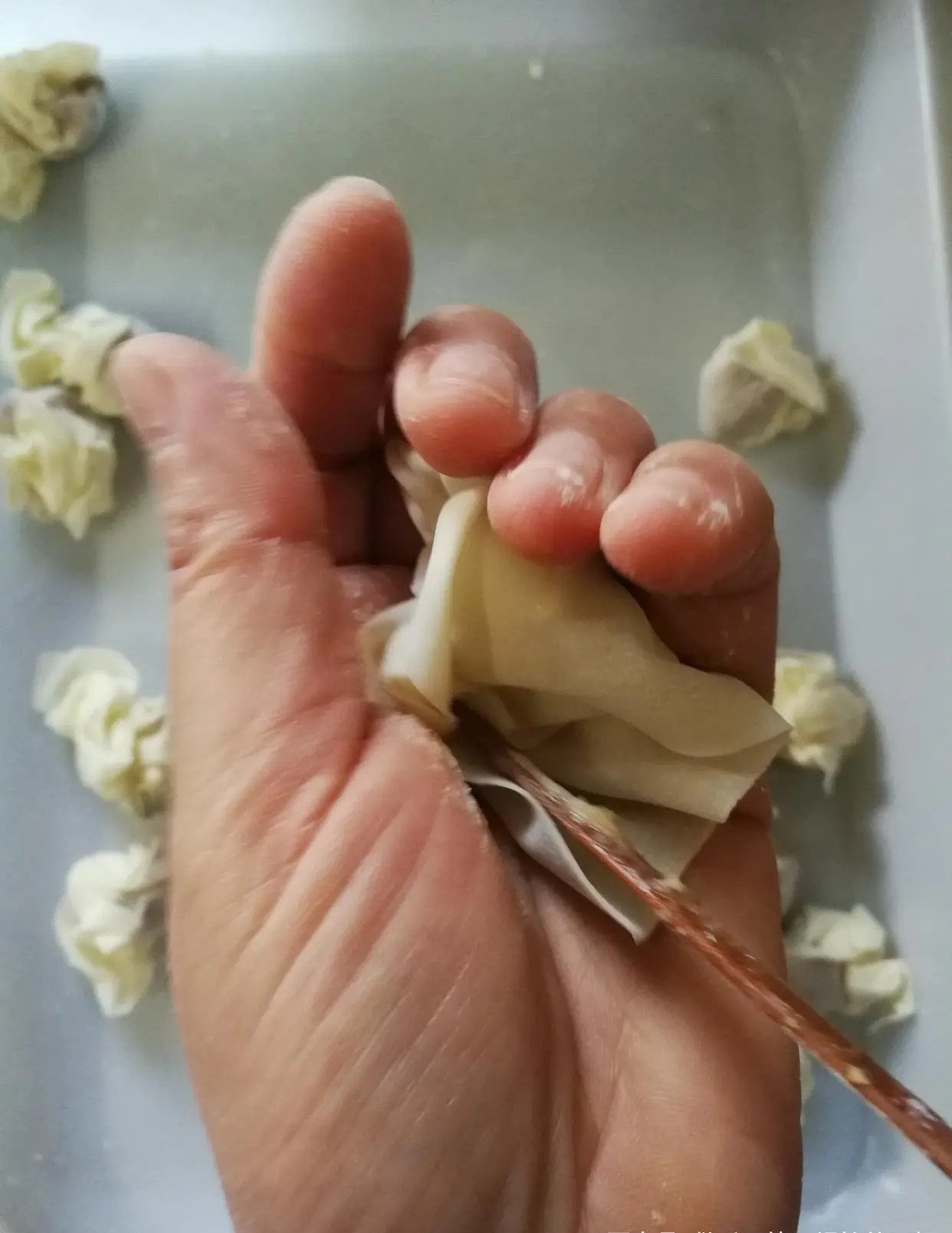 馄饨怎么包_馄饨的正确包法