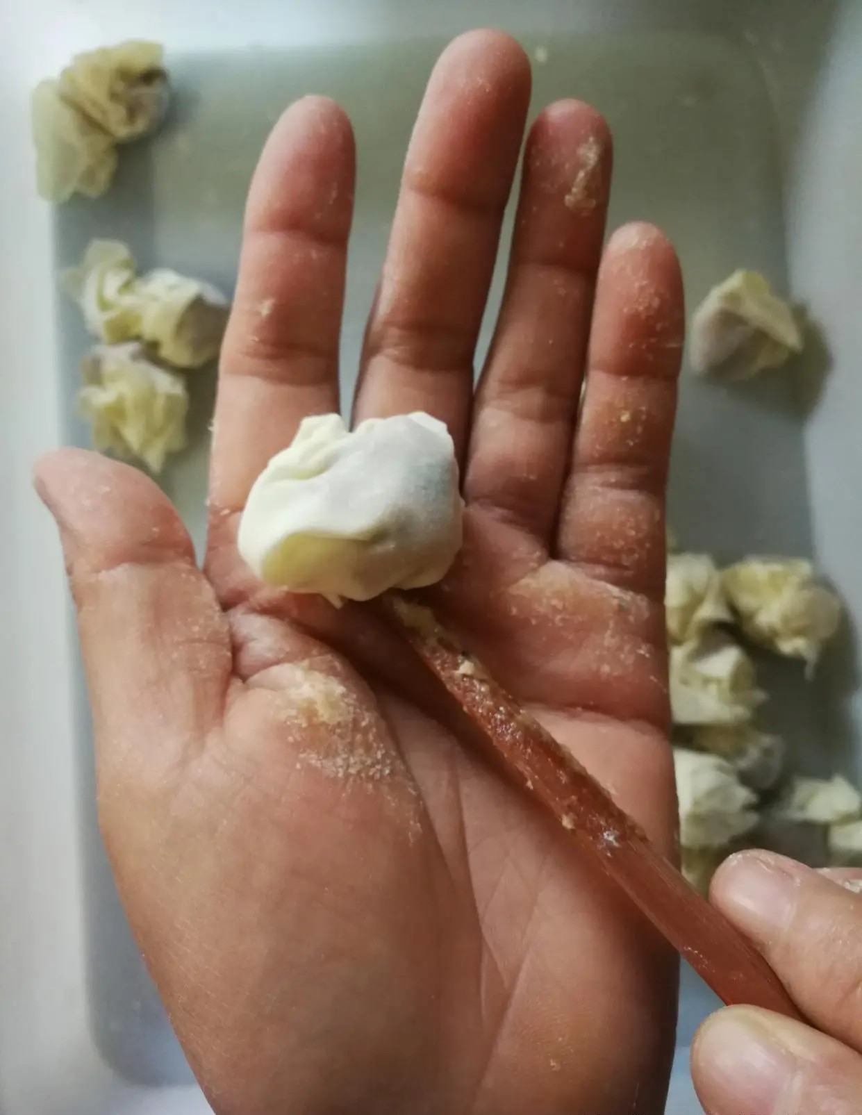 馄饨怎么包_馄饨的正确包法
