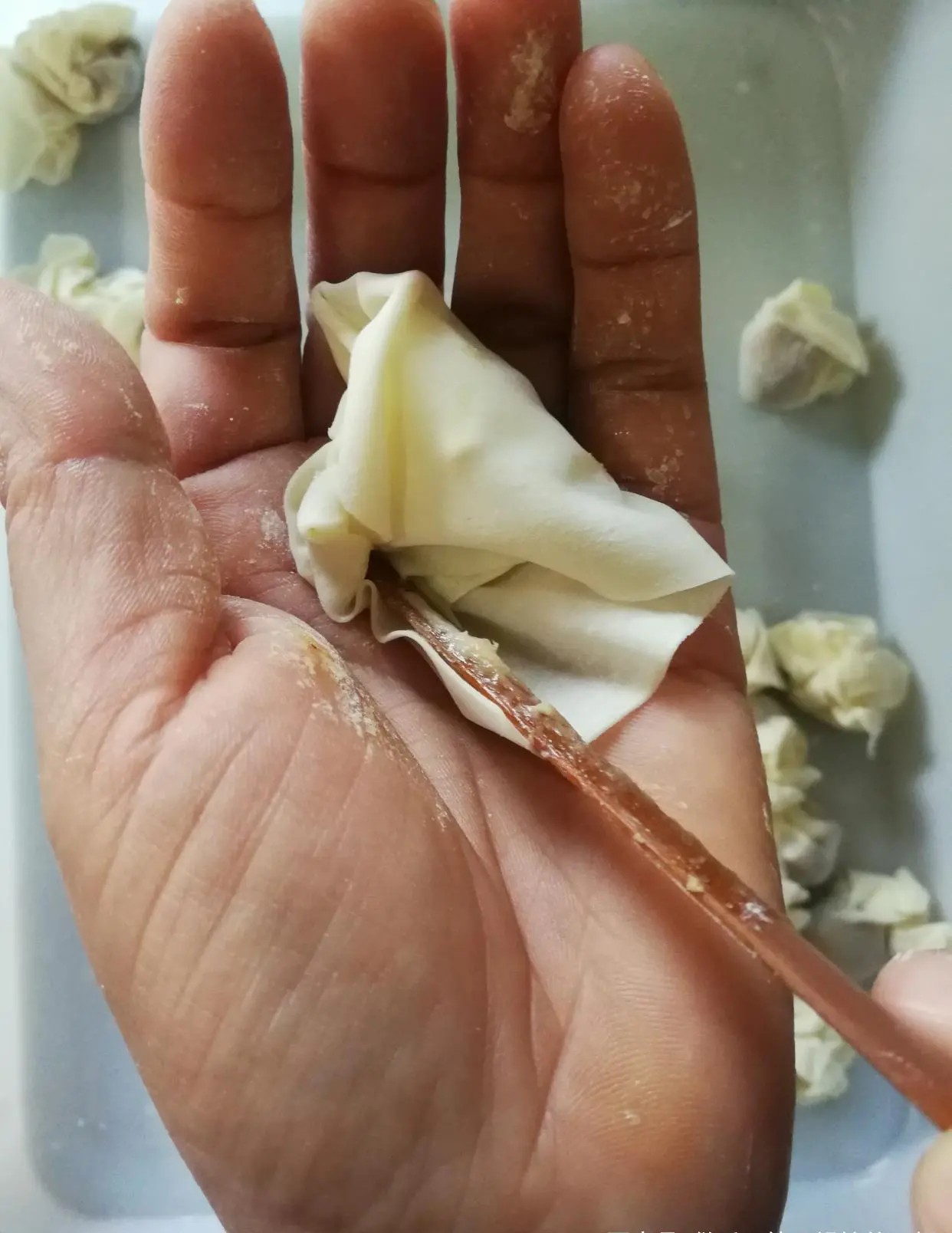 馄饨怎么包_馄饨的正确包法