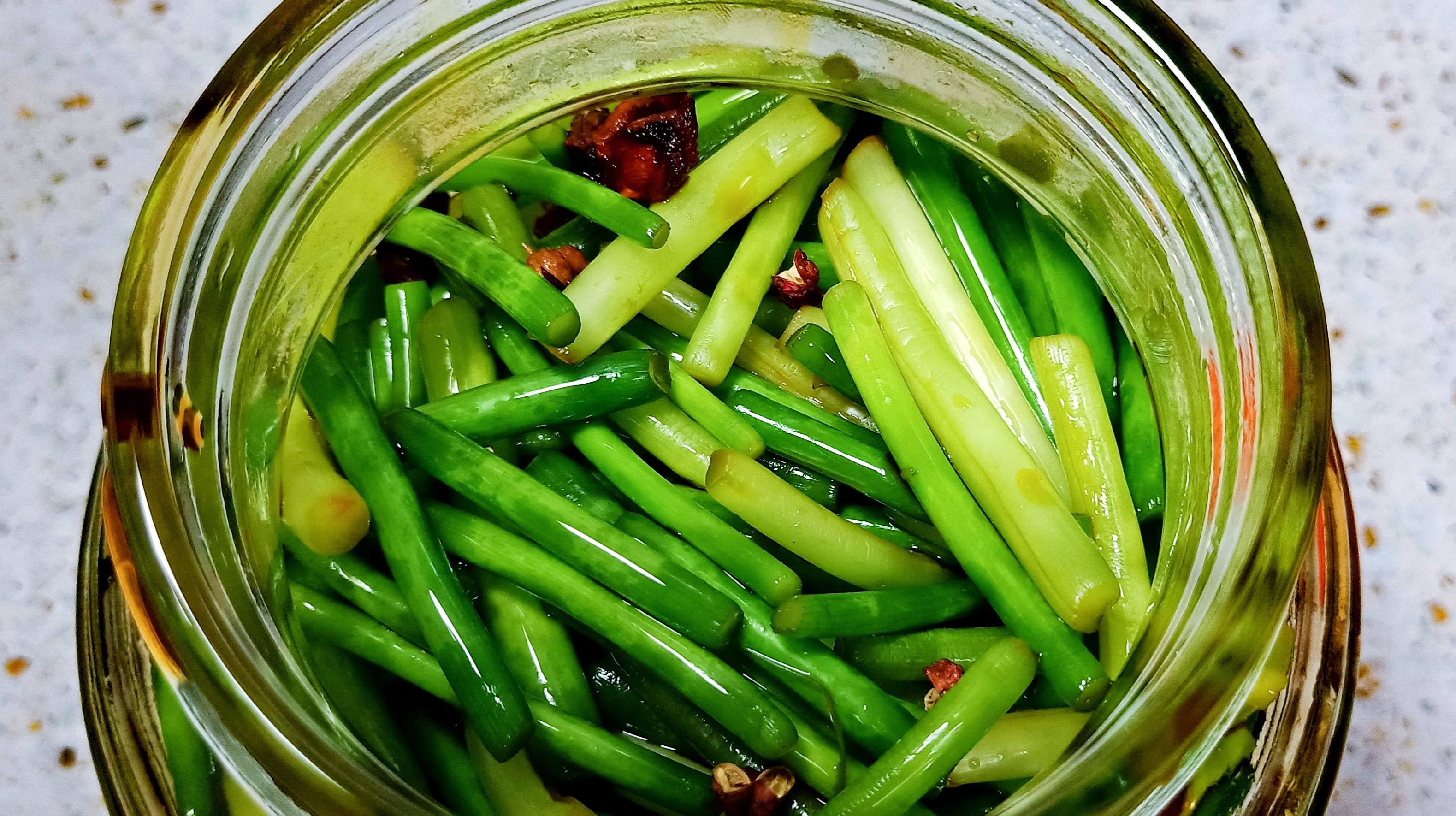 蒜苔怎么腌制_腌制蒜苔的正确方法