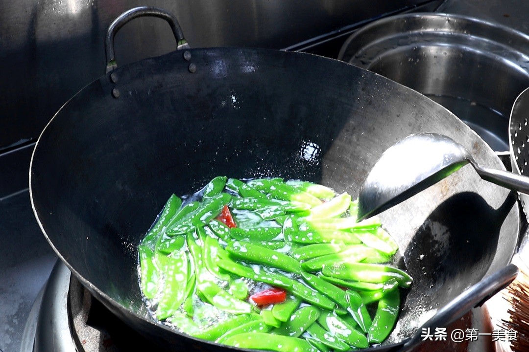 荷兰豆怎么炒_荷兰豆的正确做法