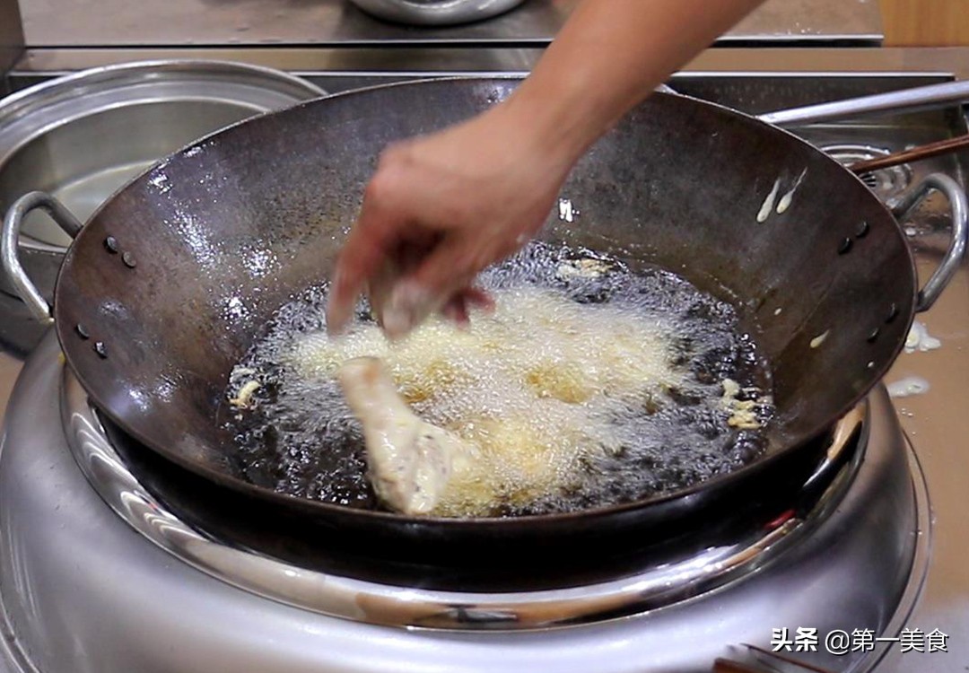 炸鸡腿怎么做_炸鸡腿的做法教程