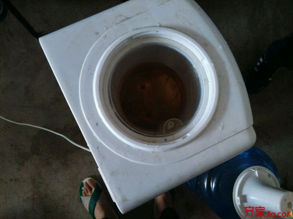 饮水机怎么清洗_饮水机的清洗方法