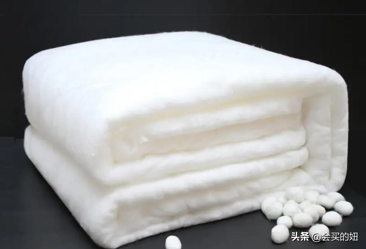 蚕丝被怎么选_蚕丝被的选择方法
