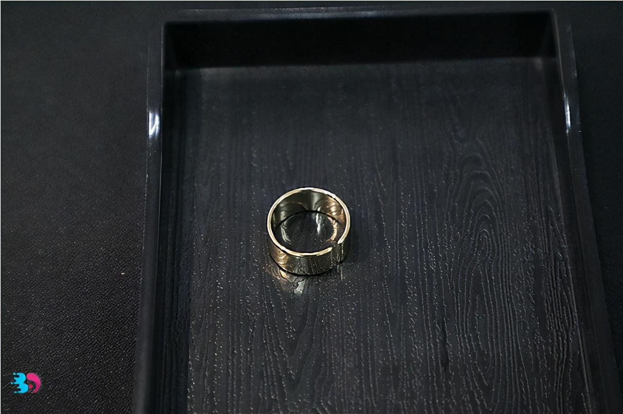 黄金项链怎么戴才好看_掌握这3点告别俗气