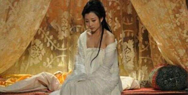 红杏出墙的妃子有什么下场_红杏出墙妃子的下场