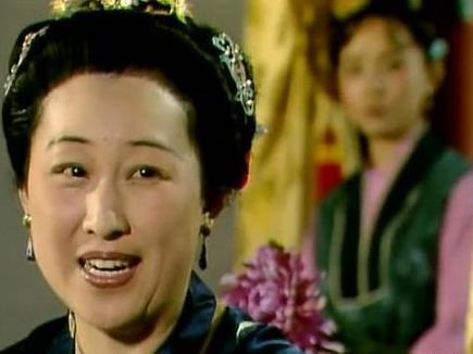 贾母为何那么喜欢薛宝琴_贾母喜欢薛宝琴的原因
