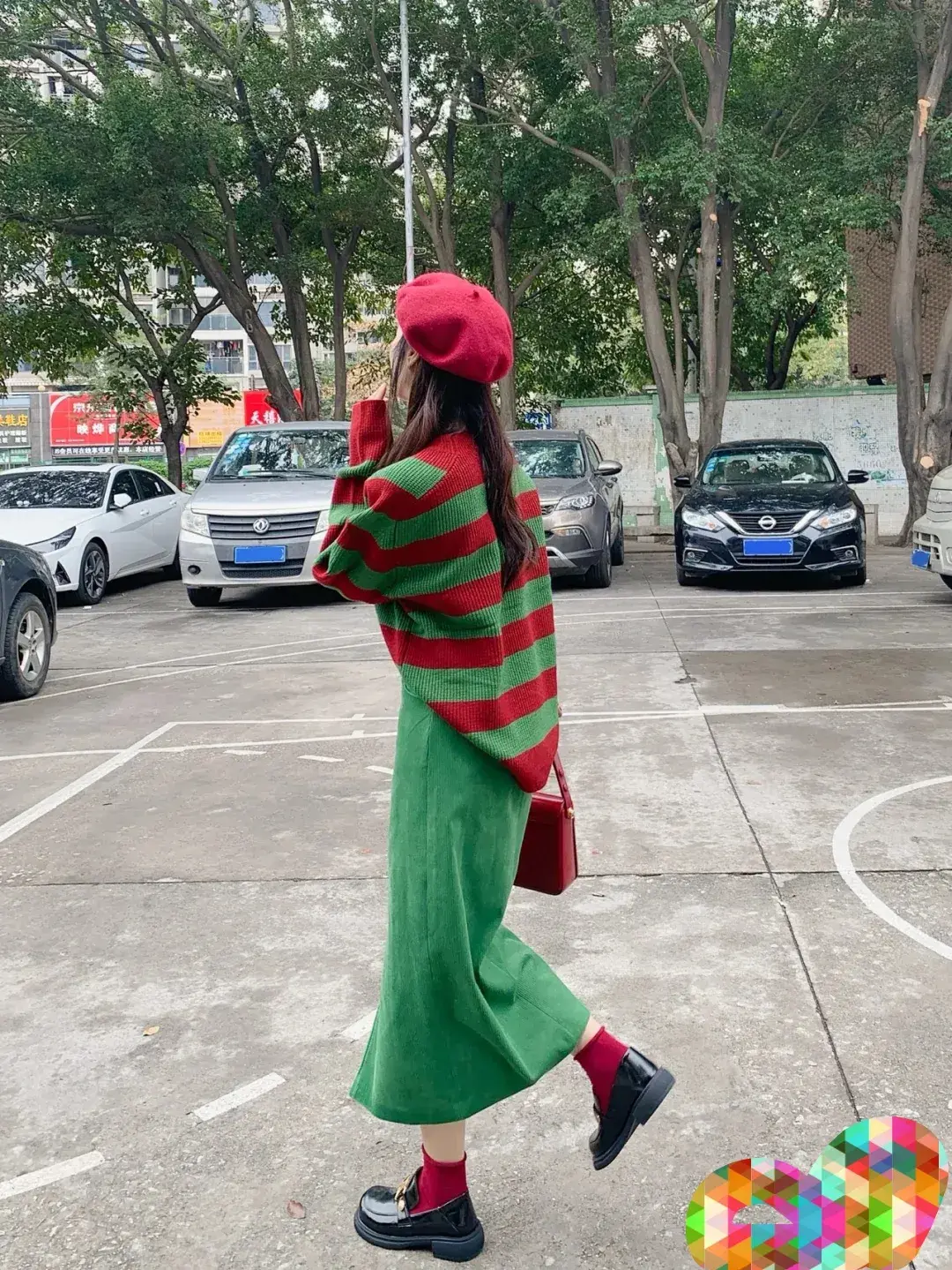 红色和绿色怎么搭配_红色和绿色的搭配效果
