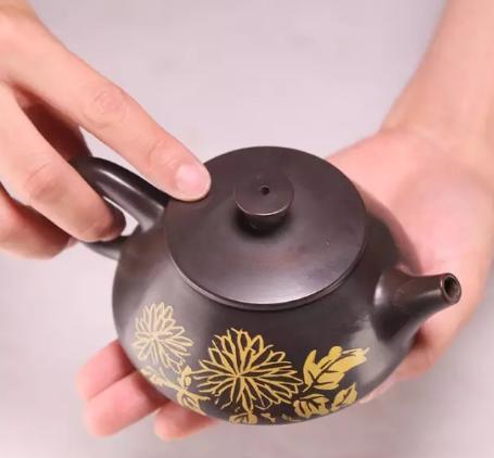 茶壶嘴儿为什么不能对着人_茶壶的讲究
