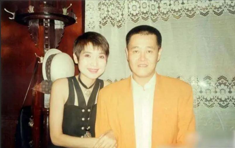张咪是谁_张咪个人资料简介