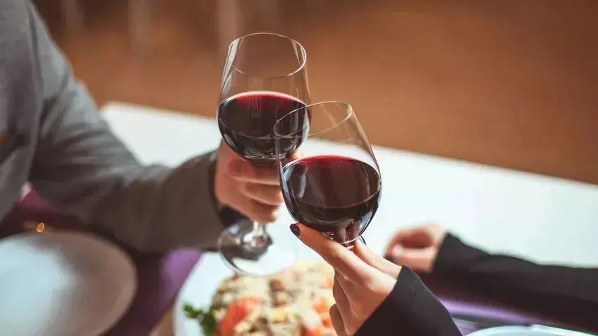什么是樱桃酒_樱桃酒的好处和作用