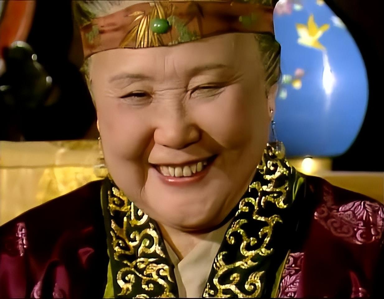 贾母为什么偏爱贾宝玉_贾母偏爱贾宝玉的原因