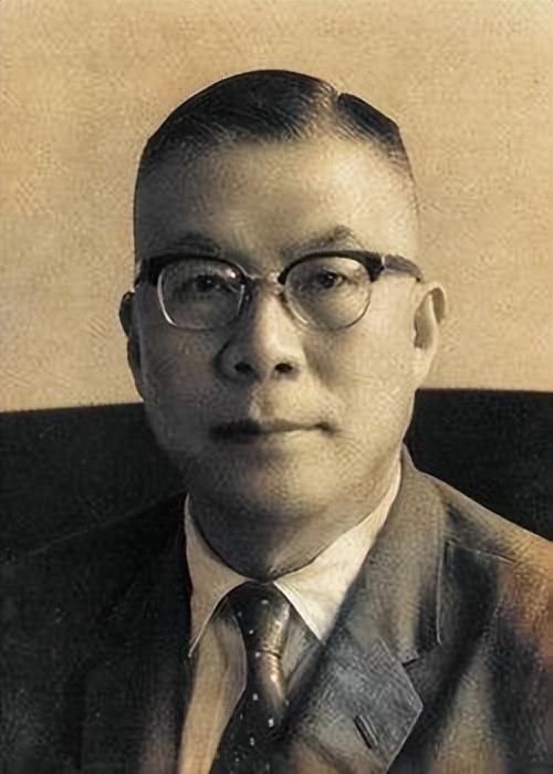 蒋介石为何选择退守台湾_蒋介石选择退守台湾的原因