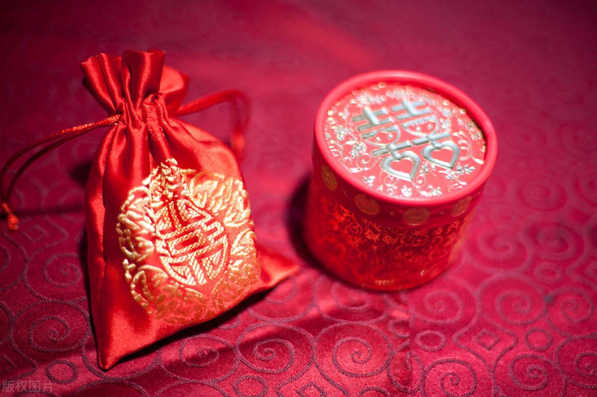 中国婚嫁有什么习俗_中国婚嫁传统习俗