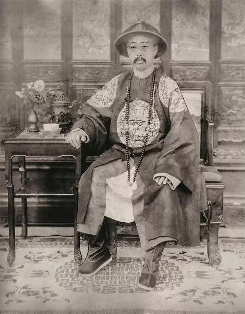 铁帽子王是什么_铁帽子王是什么职位