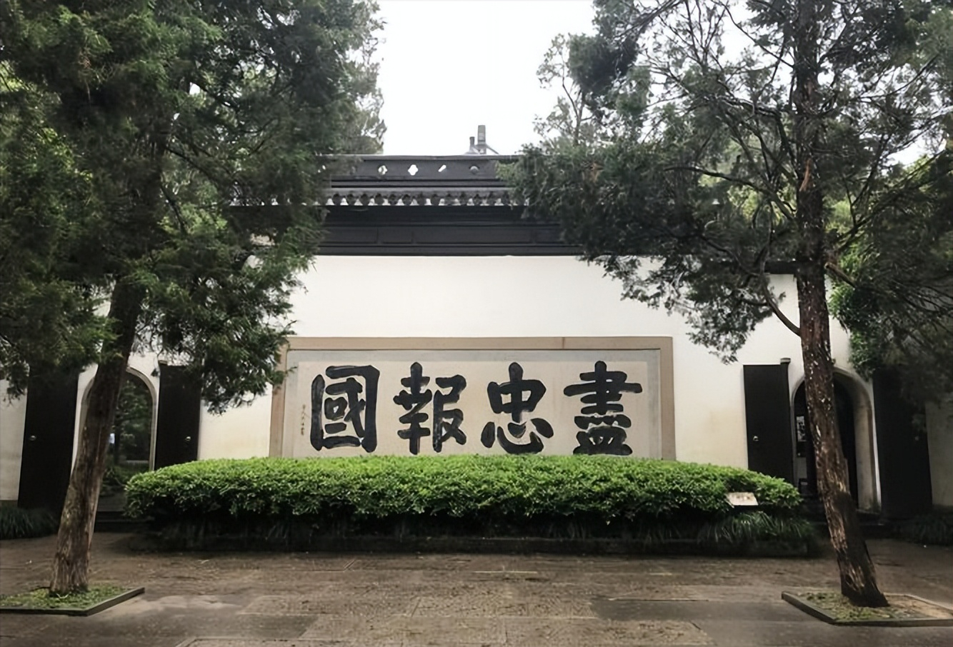 秦桧最后咋死的_秦桧最后的结局