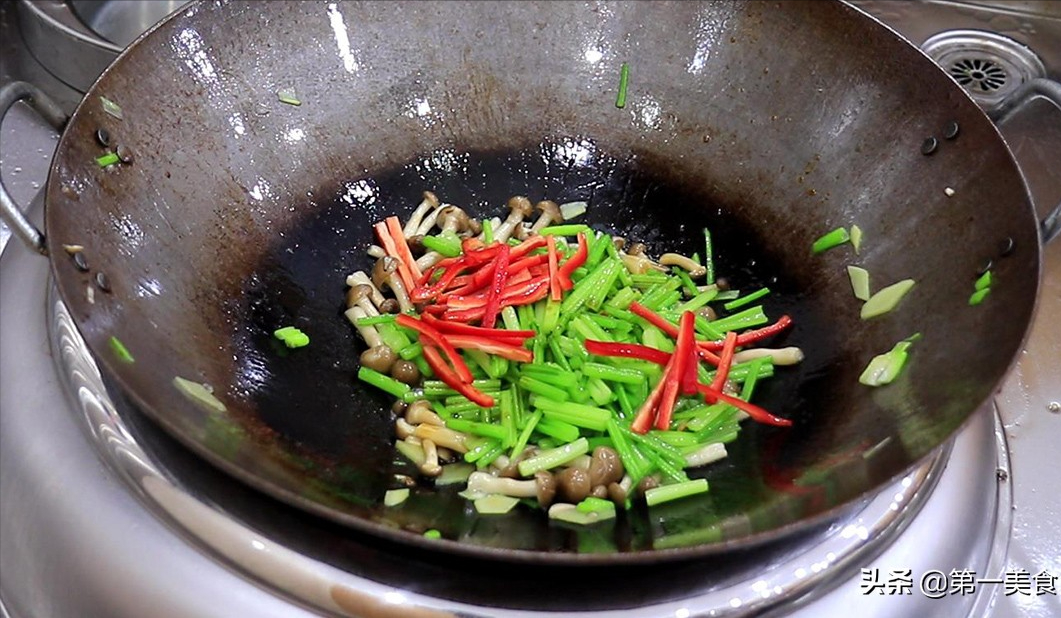 芹菜怎么吃_芹菜的5种做法