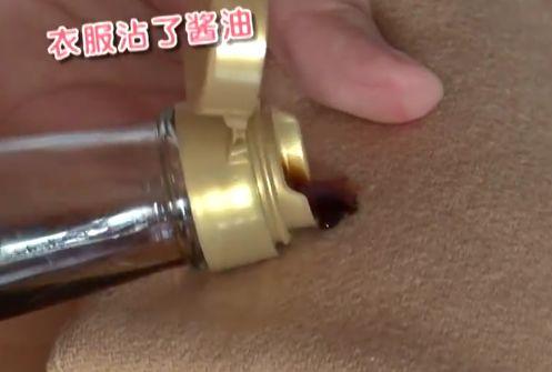 呢绒大衣清洗方法大全