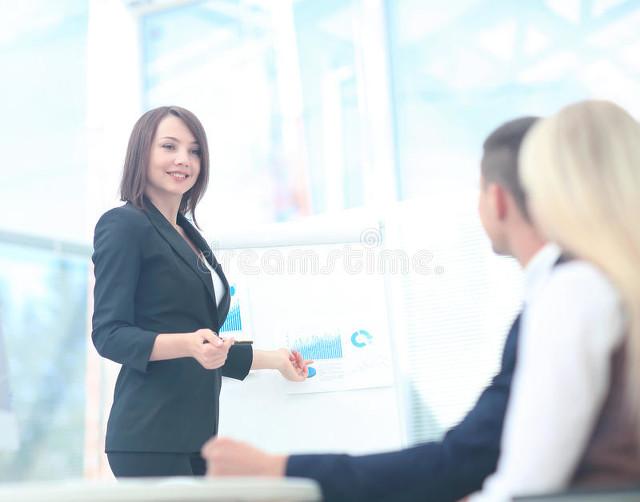 男生暗恋女生有哪些表现_男生暗恋女生的十种表现