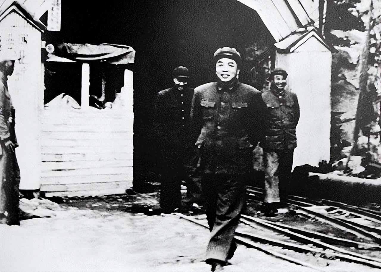 黄公略怎么死的_黄公略死亡真相