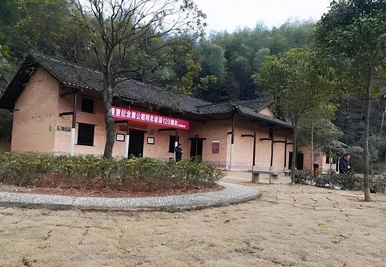 黄公略怎么死的_黄公略死亡真相