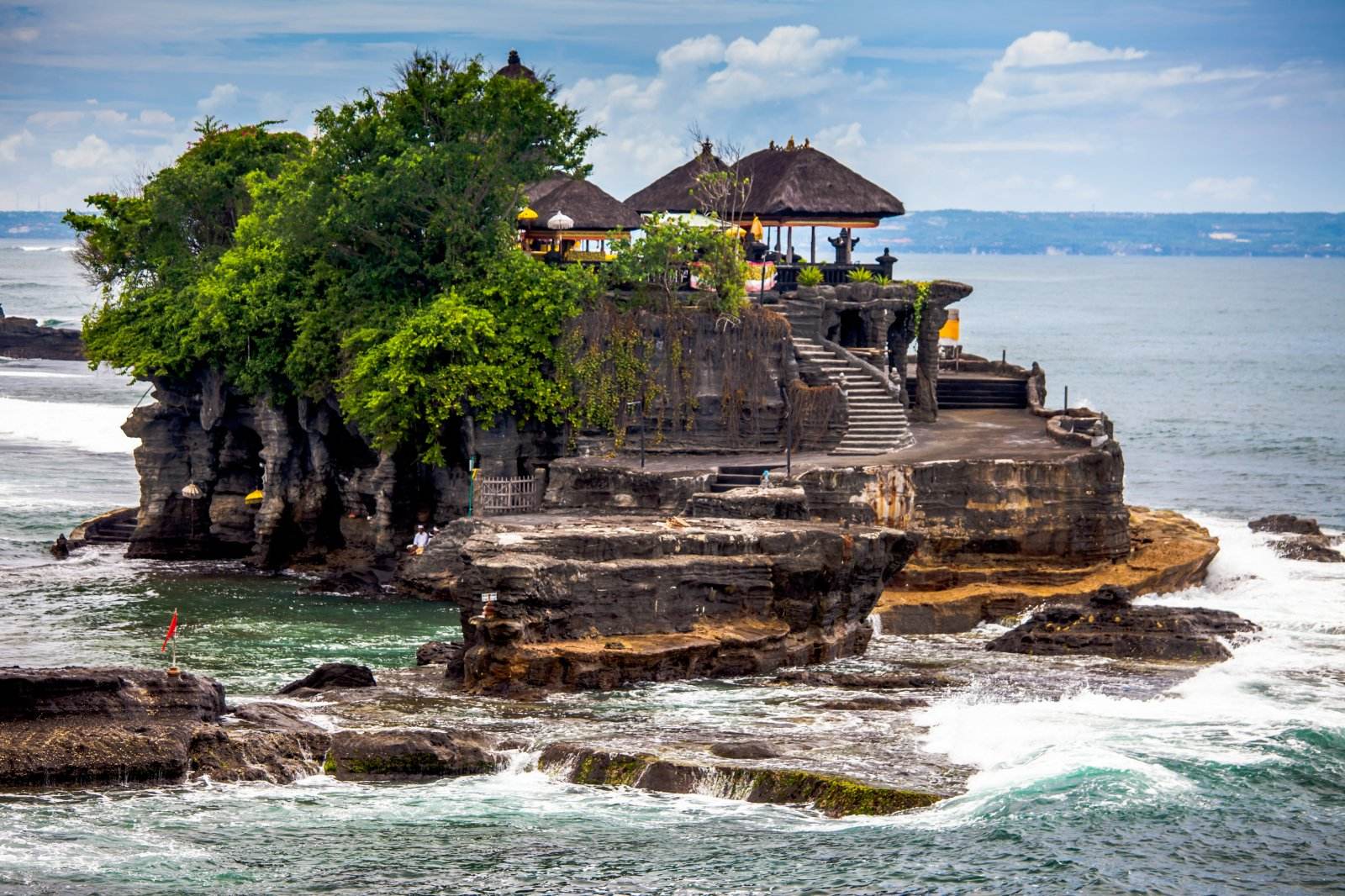 巴厘岛是哪个国家的_巴厘岛的地理位置
