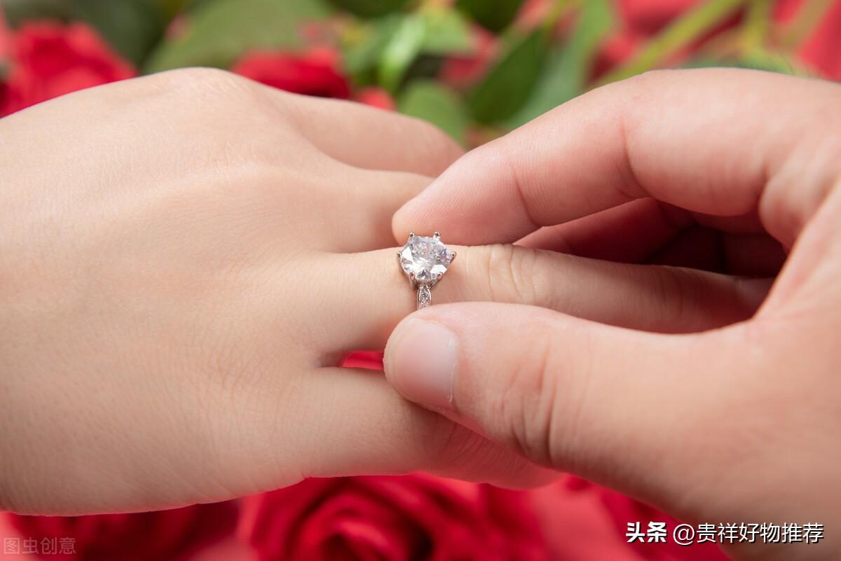 戴戒指戴出的痕迹能恢复吗_戒指痕迹的恢复方法