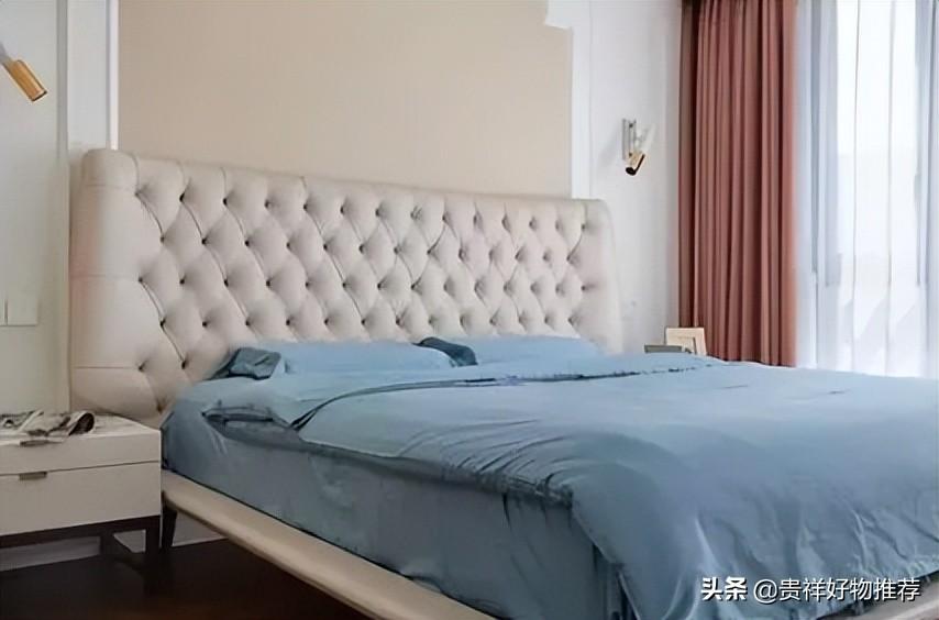 床头朝什么方向是正确的_床头摆放的讲究