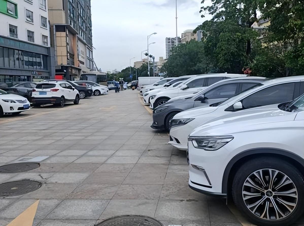买房时需要购买车位吗_看看内行人给你的建议